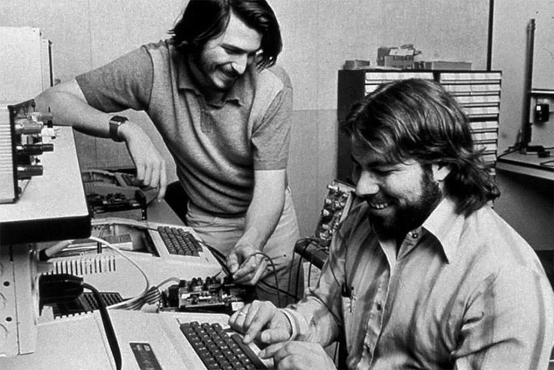 Apple nasce nel garage di Cupertino