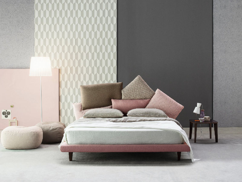 Camera da letto moderna, mobili di design