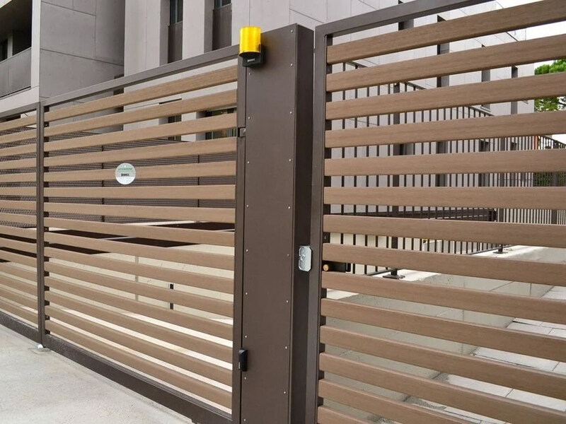 Idee di recinzioni per esterno legno